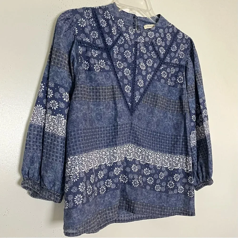 Anthropologie Eryn Boho Floral Blouse saison de la fleur Blue Cotton Top Small